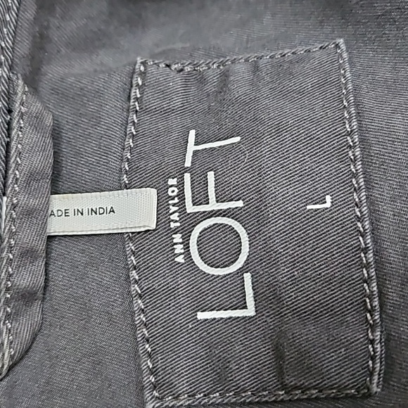 Ann Taylor Loft Grey Button Up Jean Jacket 98% cotton, 2% spandex Size L - Picture 7 of 8
